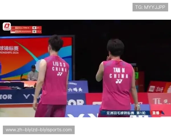 亚锦赛女双四强战报圣坛组合2-0顺利闯关击掌庆祝得分锁定决赛名额